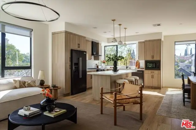 1507 W Morra Drive, Los Angeles, CA 90026 - #2
