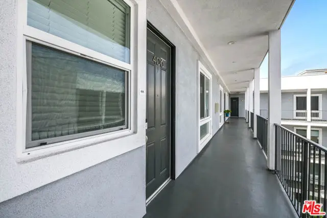 10878 Bloomfield Street #406, Toluca Lake, CA 91602 - #2