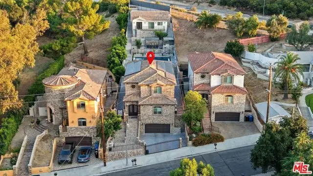 8812 Yates Street, Sunland, CA 91040 - #3