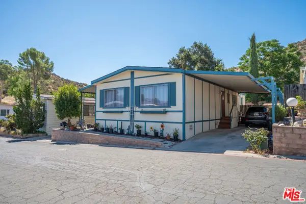 27722 Moonridge Lane #27, Castaic, CA 91384