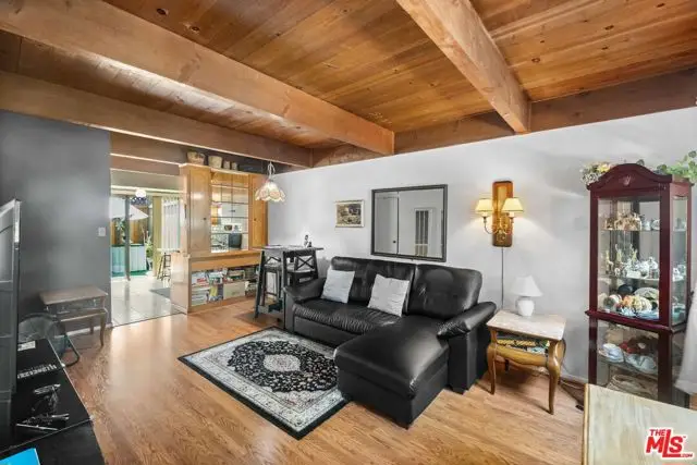 4040 Grand View Boulevard #60, Los Angeles, CA 90066 - #3
