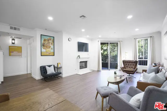 333 Westminster Avenue #104, Los Angeles, CA 90020 - #2