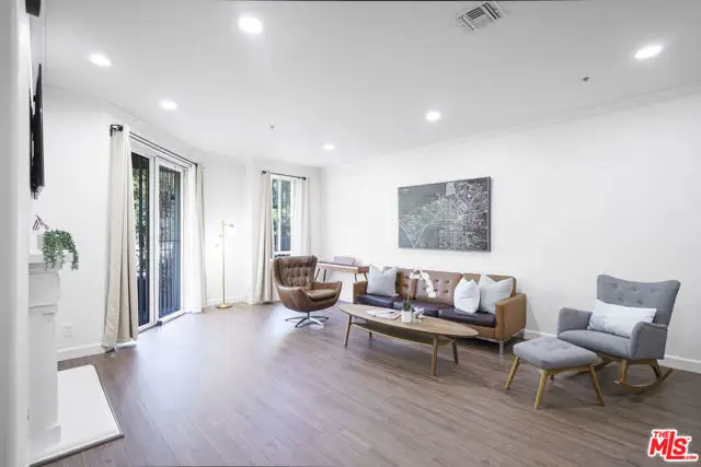 333 Westminster Avenue #104, Los Angeles, CA 90020 - #3