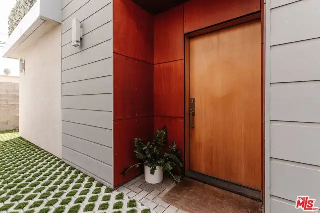 1434 S Sycamore Avenue, Los Angeles, CA 90019 - #2
