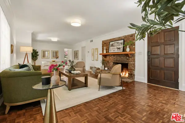 1930 Holly Drive #9A, Los Angeles, CA 90068