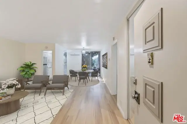 4255 W 5th Street #209, Los Angeles, CA 90020 - #1