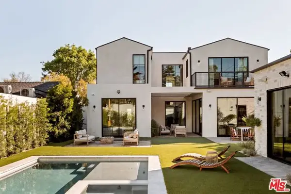 11621 Hesby Street, Valley Village, CA 91601