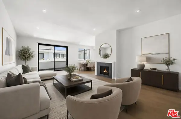 8568 Burton Way #301, Los Angeles, CA 90048