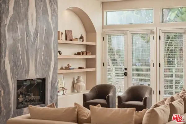 18 Voyage Street, Marina Del Rey, CA 90292