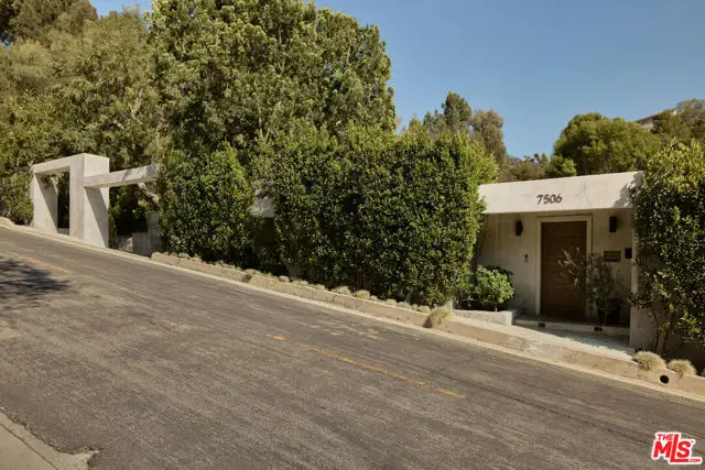 7506 Woodrow Wilson Drive, Los Angeles, CA 90046 - #2