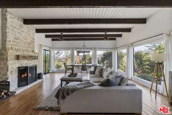 19901 Grand View Drive, Topanga (los Angeles), CA 90290
