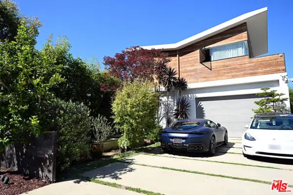 3272 Grand View Boulevard, Los Angeles, CA 90066