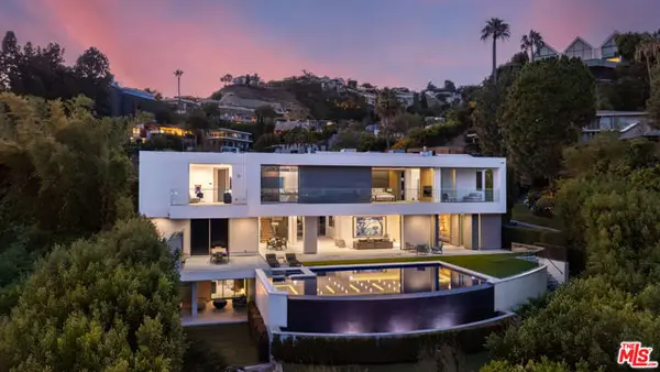 1401 Londonderry Place, Los Angeles, CA 90069