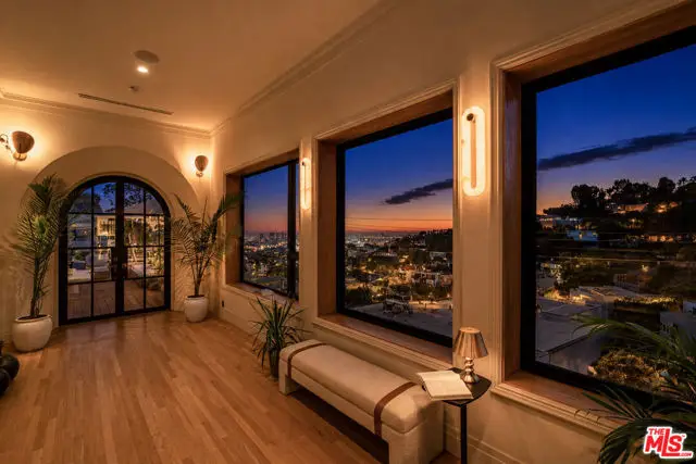 8855 Hollywood Boulevard, Los Angeles, CA 90069 - #2