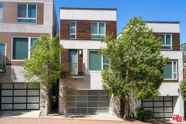 6749 Gill Way, Los Angeles, CA 90068