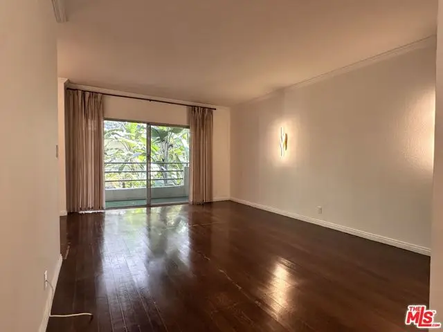 1131 Alta Loma Road #208, West Hollywood, CA 90069 - #3