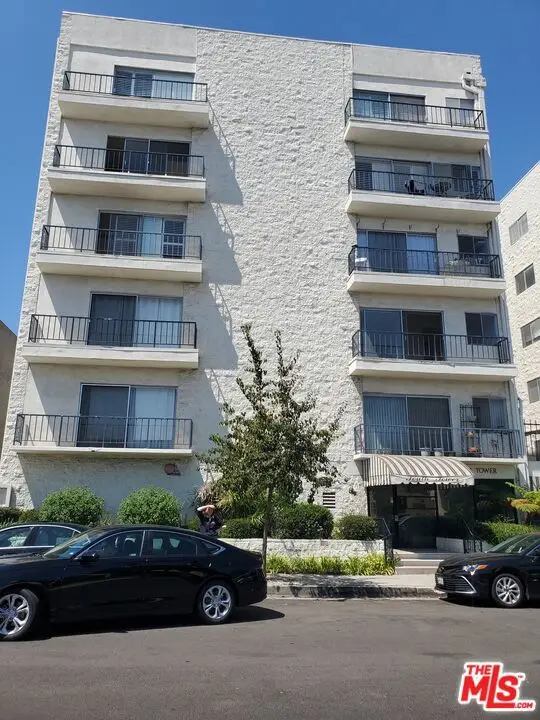 1115 S Elm Drive #405, Los Angeles, CA 90035