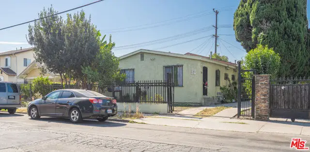 606 W 78th Street, Los Angeles, CA 90044 - #1
