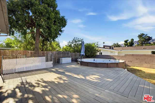 8453 Fenwick Street, Sunland, CA 91040 - #3