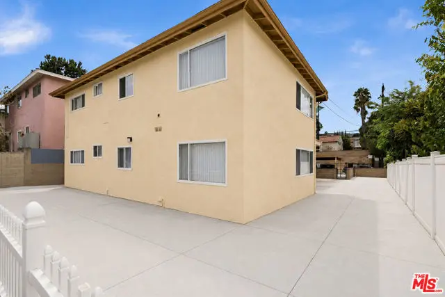 1206 N Park Western, San Pedro, CA 90732 - #2