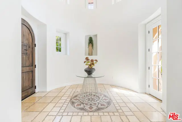 4131 Prado De Los Caballos, Calabasas, CA 91302 - #2