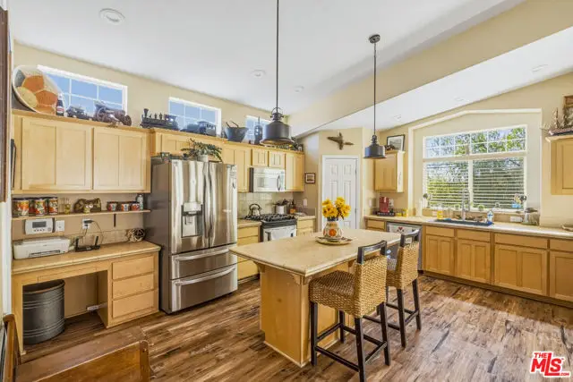 55626 Pipes Canyon Road, Yucca Valley, CA 92284 - #3