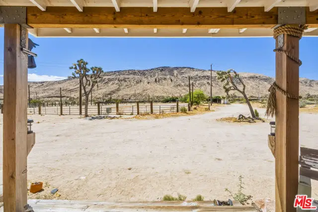 55616 Pipes Canyon Road, Yucca Valley, CA 92284 - #2