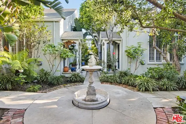 6204 Banner Avenue #2, Los Angeles, CA 90038 - #3
