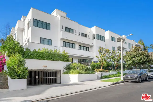 859 S Lucerne Boulevard #110, Los Angeles, CA 90005 - #1