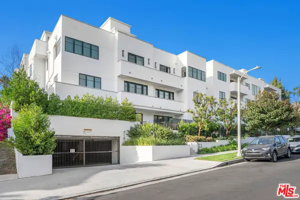 859 S Lucerne Boulevard #110, Los Angeles, CA 90005