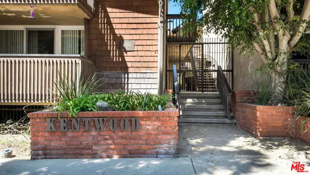 5901 Canterbury Drive #21, Culver City, CA 90230 - #3