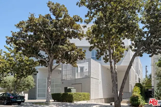 1030 N Kings Road #201, West Hollywood, CA 90069 - #1