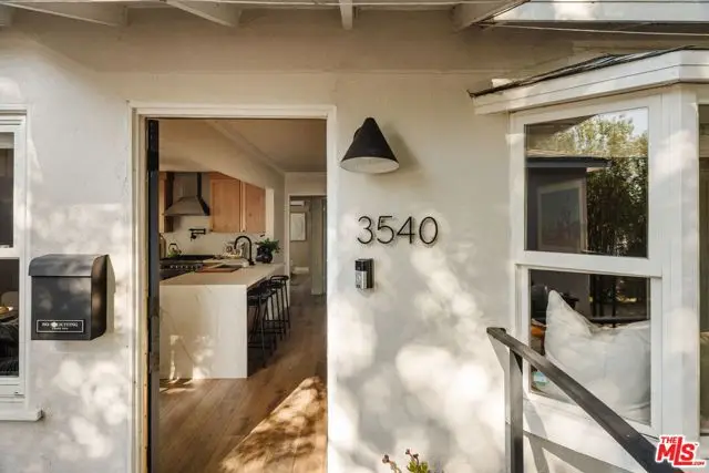 3540 Maplewood Avenue, Los Angeles, CA 90066 - #2