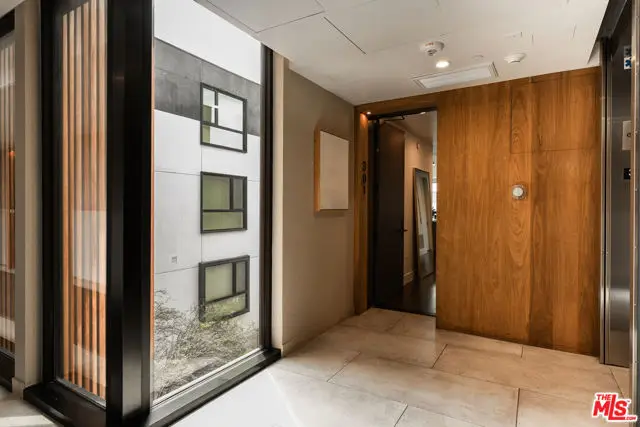 724 N Croft Avenue #301, Los Angeles, CA 90069 - #2