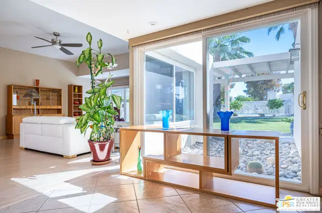 5980 Paradise Plaza, Palm Springs, CA 92264 - #1