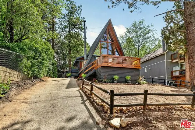 691 Santa Barbara Avenue, Sugarloaf, CA 92386 - #3