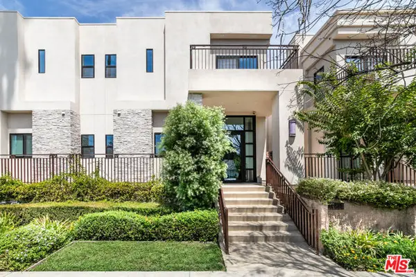 18723 Redwing Street, Tarzana (los Angeles), CA 91356