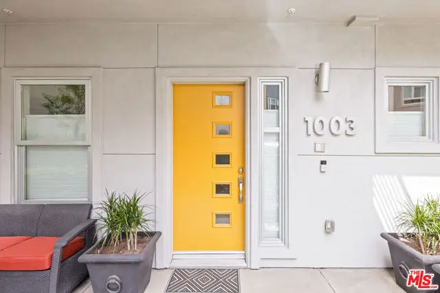 2753 Waverly Drive #1003, Los Angeles, CA 90039 - #3