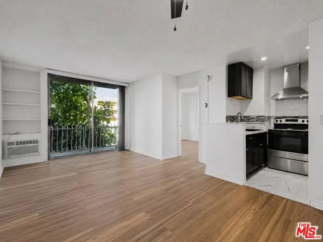 210 S La Fayette Park Place #201, Los Angeles, CA 90057 - #1