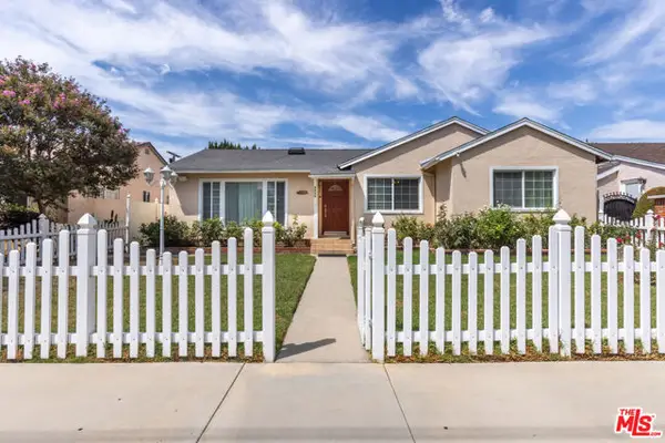 7511 Corbin Avenue, Los Angeles, CA 91306