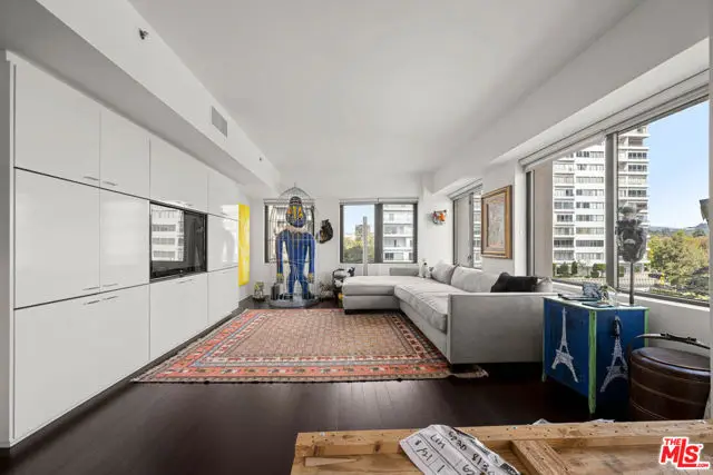 10520 Wilshire Boulevard #802, Los Angeles, CA 90024 - #3