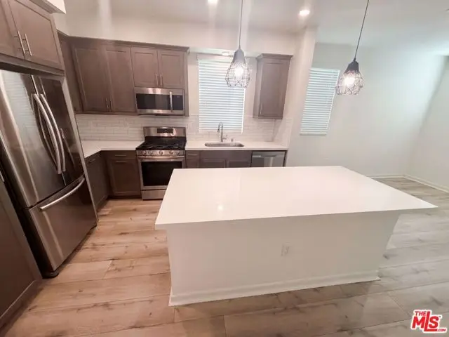573 Winchester Drive, Oxnard, CA 93036 - #2