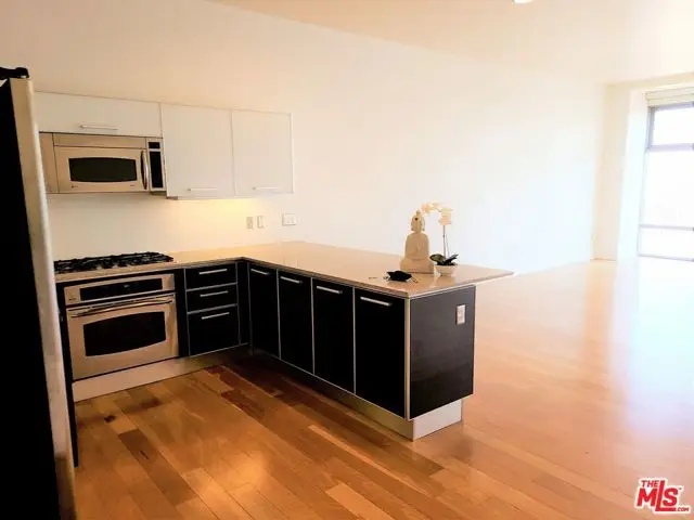801 S Grand Avenue #1209, Los Angeles, CA 90017 - #3