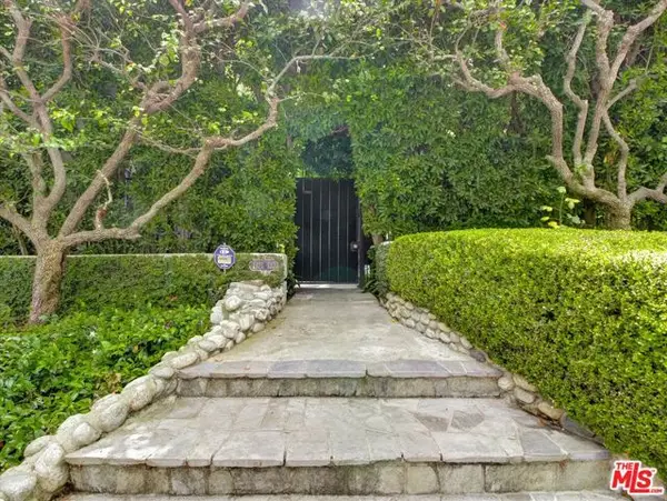 1327 N Hayworth Avenue, West Hollywood, CA 90046