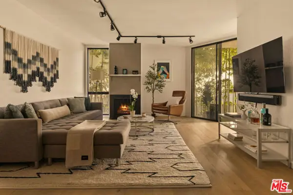 1230 N Sweetzer Avenue #204, West Hollywood, CA 90069