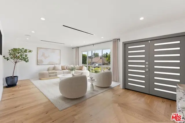 5528 Marburn Avenue, Los Angeles, CA 90043 - #3