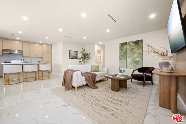 1444 N Ontario Street, Burbank, CA 91505