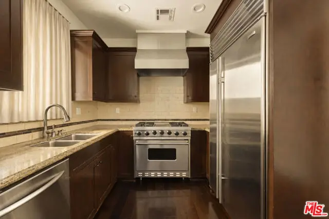 2255 Fox Hills Drive #100, Los Angeles, CA 90064 - #3