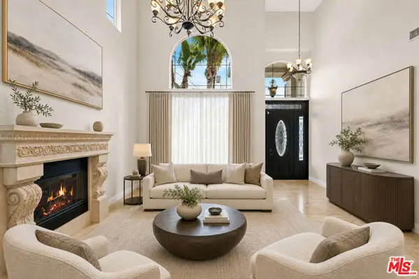 5419 Tampa Avenue, Tarzana (los Angeles), CA 91356