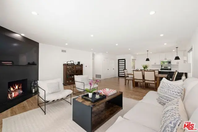 16141 Dickens Street, Encino, CA 91436 - #2